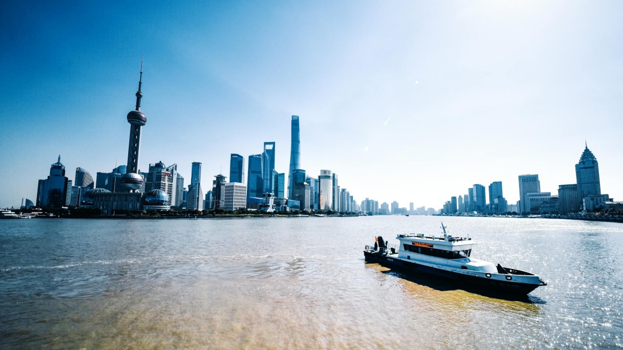 Shanghai Travel Essentials: Your Comprehensive Guide from Visas to Local Delights